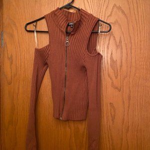 Fashion Nova crop top, cold shoulder, zip up sweater size XL